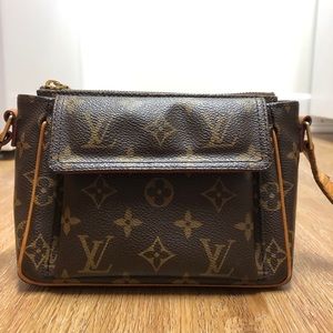 AUTHENTIC Louis Vuitton crossbody bag